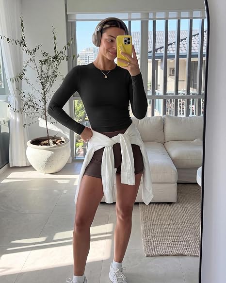 Fitted Long Sleeve Basic Tee